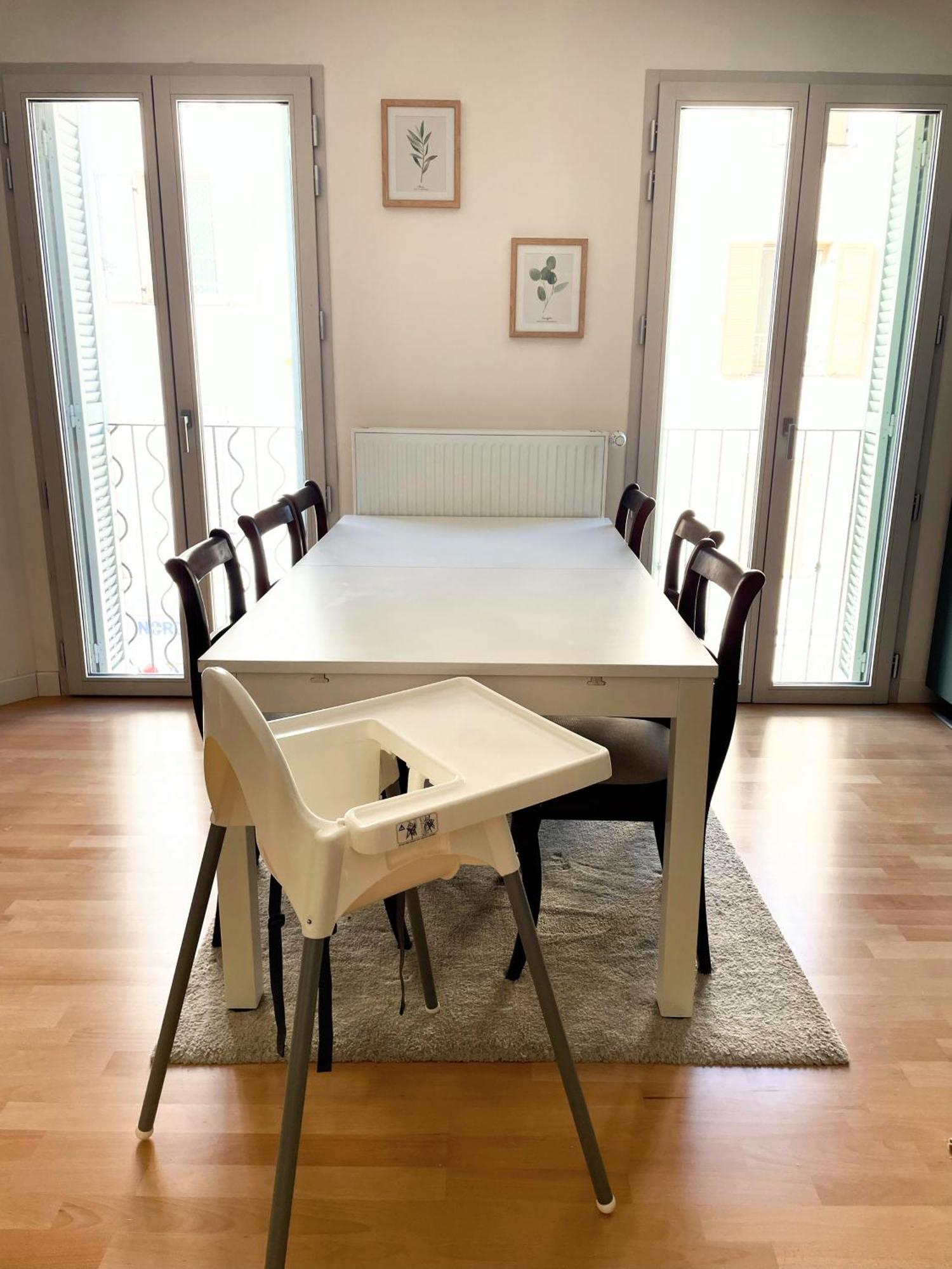 Vieil Beachside Apartment: Brand New With Parking * Antibes