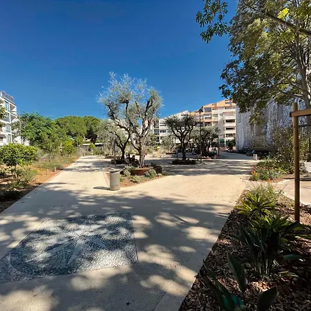 Apartment Vieil Antibes 82 M2 With Secured Private Parking 3 Rooms Exterior foto